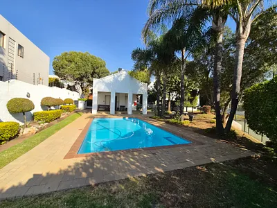 2 Bedroom Townhouse For Sale in Edenvale - J6po.webp
