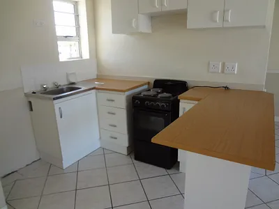 1 Bedroom Apartment To Rent in Port Elizabeth - aB5k.webp
