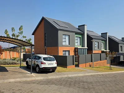 3 Bedroom Apartment For Sale in Centurion - J1Jn.webp