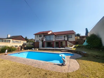 3 Bedroom House For Sale in Johannesburg - 2Thl.webp