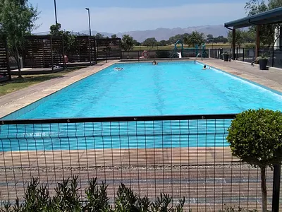 1 Bedroom Apartment To Rent in Somerset West - 3yGK.webp