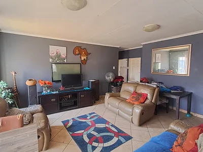 3 Bedroom House For Sale in Heidelberg - O7Vx.webp