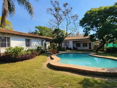 4 Bedroom House For Sale in Randburg - jiF8.webp
