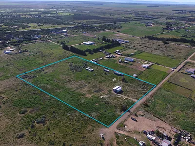 2 Bedroom House For Sale in Vredenburg - 99hu.webp