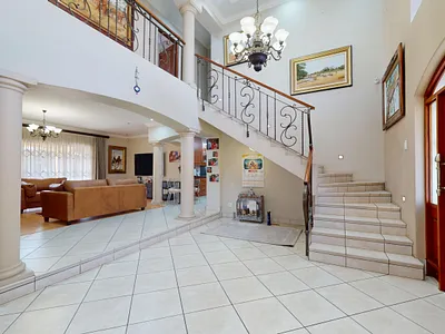 4 Bedroom House For Sale in Boksburg - YAEf.webp