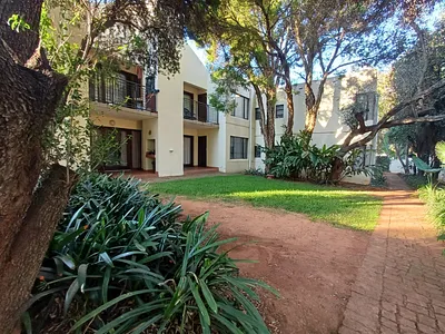2 Bedroom Townhouse For Sale in Pretoria - lOzd.webp