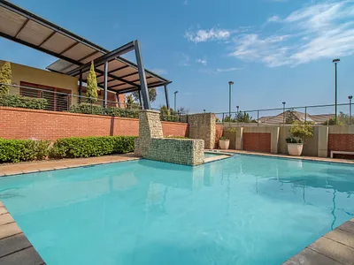 2 Bedroom Apartment For Sale in Sandton - 1DFH.webp
