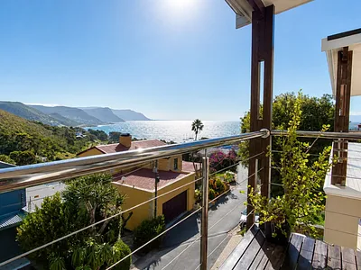 4 Bedroom House To Rent in Simons Town - jPSY.webp