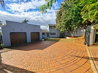 4 Bedroom House For Sale in Durban North - vqQg.webp