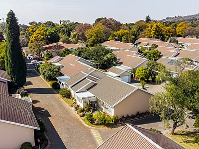 2 Bedroom Townhouse For Sale in Pretoria - CQXO.webp