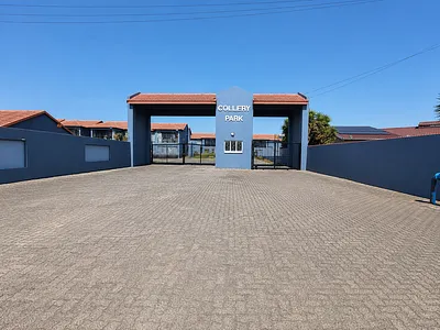 2 Bedroom Apartment For Sale in Brakpan - y2Bj.webp