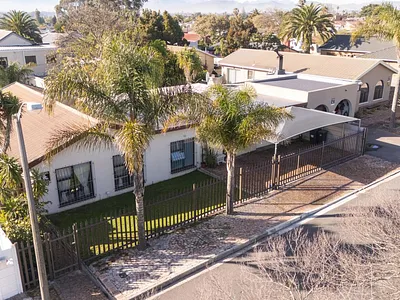 3 Bedroom House For Sale in Kraaifontein - 5iDe.webp