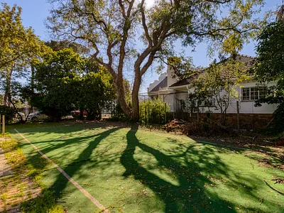 3 Bedroom House For Sale in Somerset West - fZ4f.webp