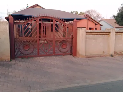 2 Bedroom House For Sale in Soshanguve - RDuo.webp