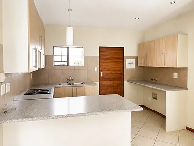 3 Bedroom Apartment For Sale in Midrand - CLPe.webp