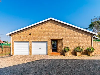 3 Bedroom Townhouse For Sale in Pretoria - VNB9.webp