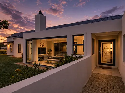 3 Bedroom Townhouse For Sale in Somerset West - rRZl.webp