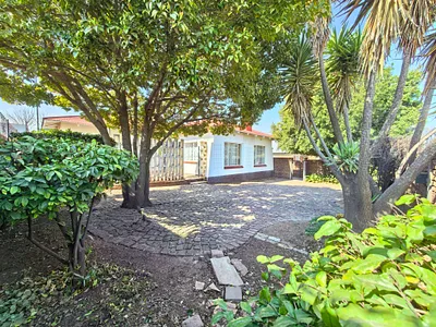 3 Bedroom House For Sale in Germiston - tInp.webp