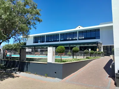 2 Bedroom Apartment To Rent in Somerset West - 9PpF.webp