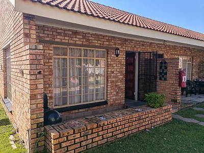 1 Bedroom Townhouse For Sale in Parys - img