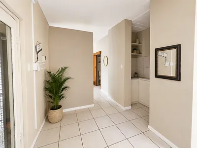 1 Bedroom Apartment To Rent in East London - img