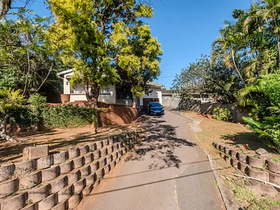 4 Bedroom House For Sale in Durban North - 6nU9.webp