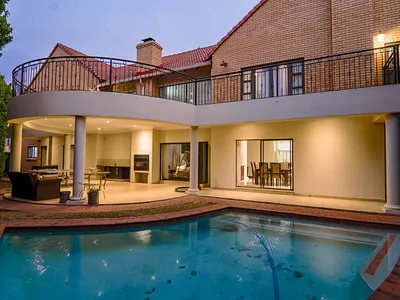 7 Bedroom House For Sale in Centurion - pHXc.webp