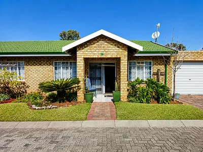 2 Bedroom House For Sale in Bela Bela - njAP.webp