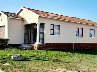 3 Bedroom House For Sale in East London - img