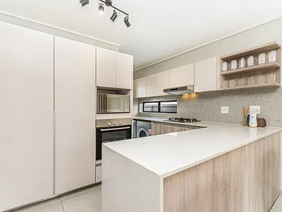 3 Bedroom Apartment For Sale in Centurion - LVLO.webp