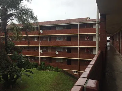 2 Bedroom Apartment To Rent in Durban - 5UgZ.webp