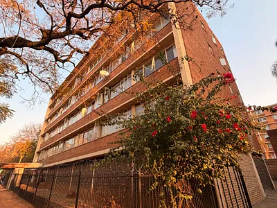 2 Bedroom Apartment For Sale in Pretoria - jwAH.webp