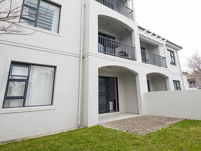 2 Bedroom Apartment For Sale in Durbanville - q3dQ.webp
