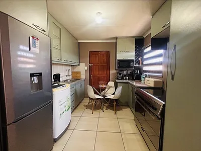 3 Bedroom House For Sale in Vanderbijlpark - sjx5.webp