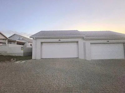 3 Bedroom House For Sale in Witbank - Nk6i.webp