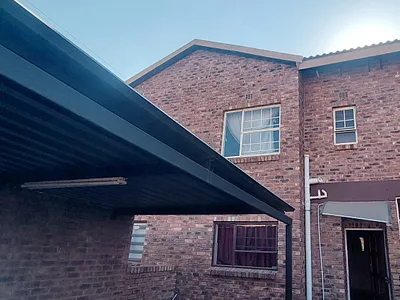 2 Bedroom Apartment For Sale in Benoni - WrfS.webp