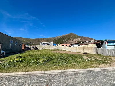 Vacant Land For Sale in Hermanus - 6OhJ.webp