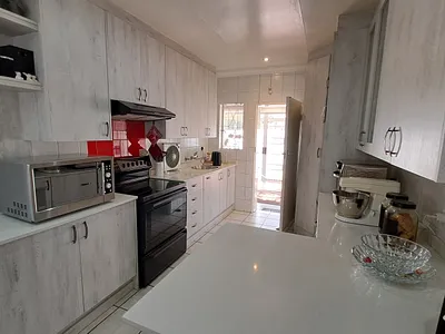 3 Bedroom House For Sale in Nigel - ZbpK.webp