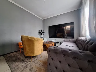 2 Bedroom House For Sale in Cape Town - DjCP.webp