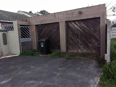 3 Bedroom House For Sale in Cape Town - jNwq.webp