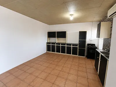 1 Bedroom Apartment To Rent in Rustenburg - GTfh.webp