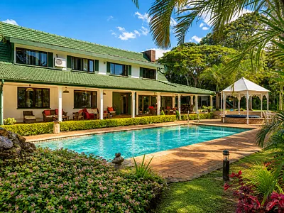5 Bedroom House For Sale in Kloof - B66a.webp