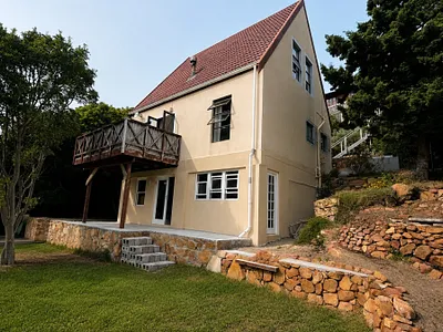 2 Bedroom House To Rent in Simons Town - bnbo.webp
