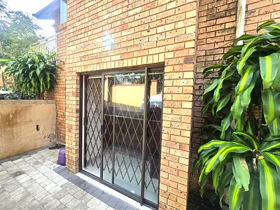 2 Bedroom Apartment To Rent in Umhlanga - img