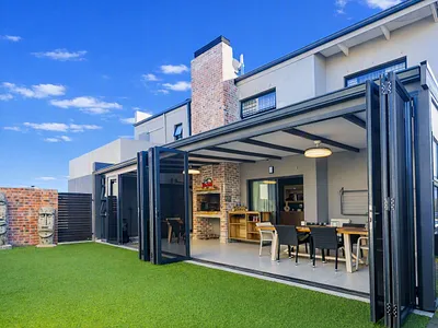 3 Bedroom House For Sale in Kuils River - Lbg2.webp
