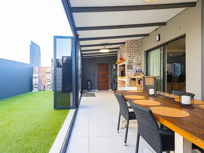 3 Bedroom House For Sale in Kuils River - fBAG.webp