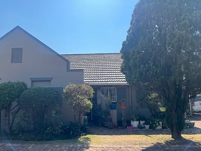 2 Bedroom Townhouse For Sale in Alberton - PvFr.webp