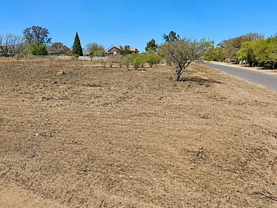 Vacant Land For Sale in Utrecht - bJJ3.webp