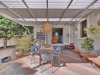 3 Bedroom House For Sale in Port Elizabeth - JI87.webp
