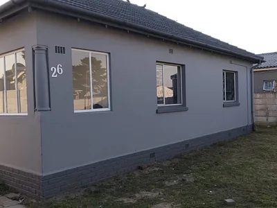 3 Bedroom House For Sale in Goodwood - img